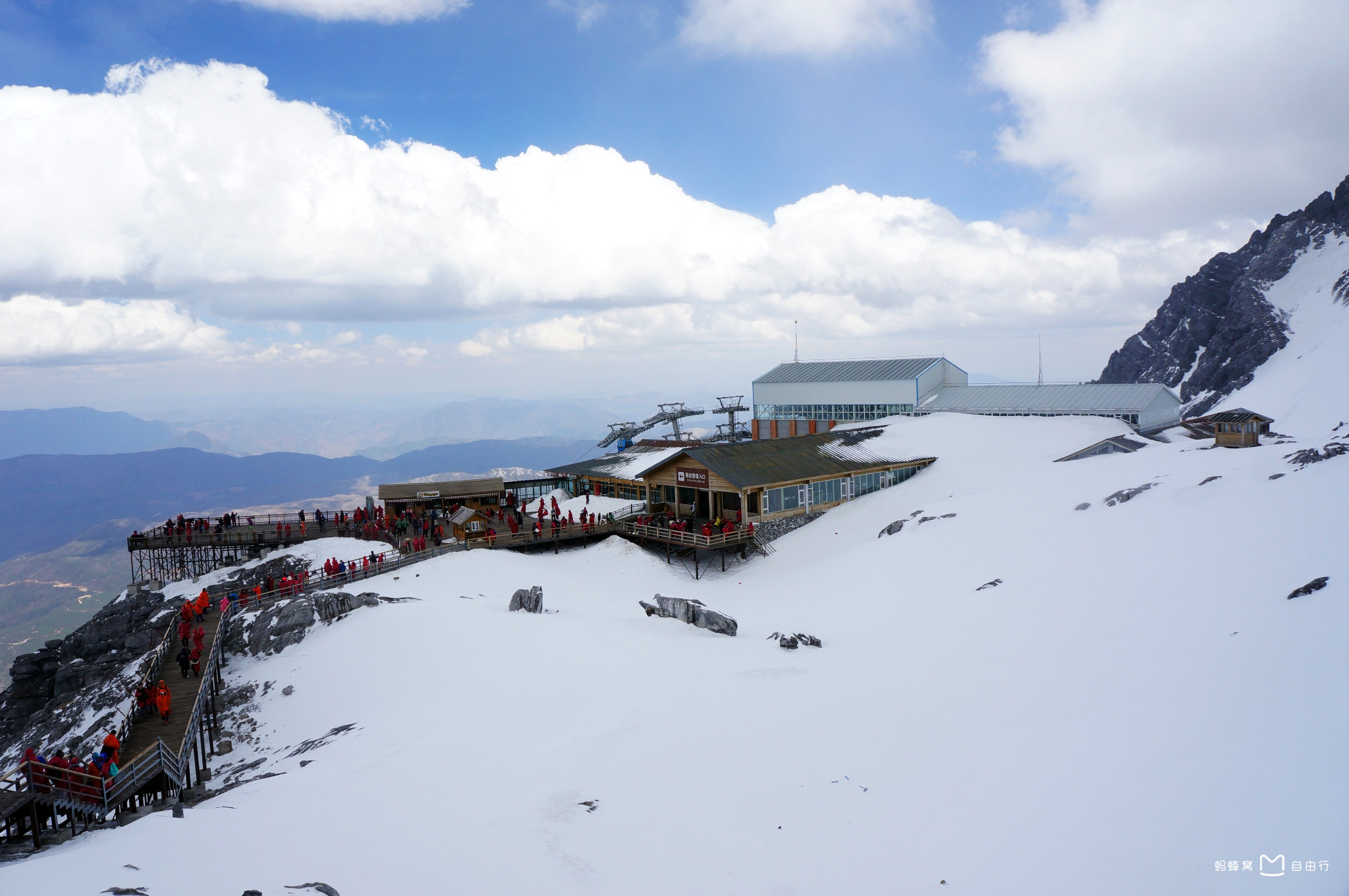  p data-id="gnbv6ljx5g">玉龙雪山大索道从丽江古城北行约35公里,从