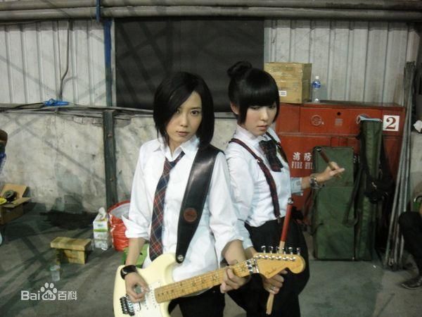  p data-id="gnx3mm629s">蔡颐榛,本名蔡宜臻,艺名五熊,1987年8月23日