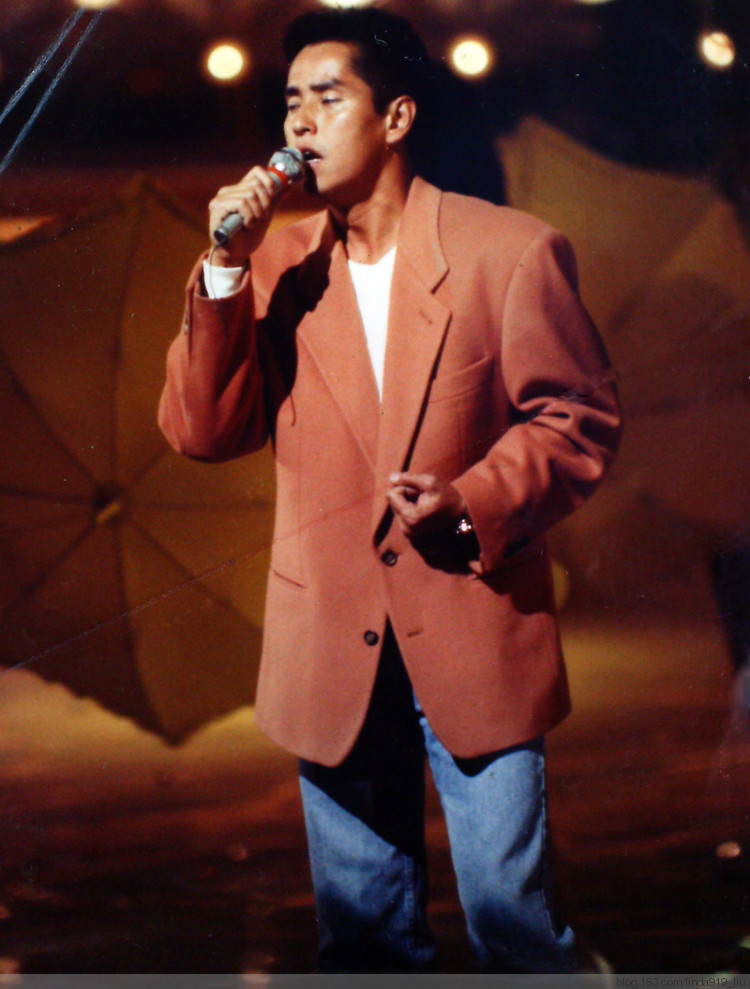 (alan tam),1950年8月23日生于香港,籍贯广东新会,中国香港男歌手