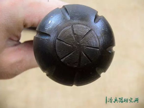 你穿上铠甲也无法抵御的武器：中世纪连枷与战锤鉴赏_百科TA说