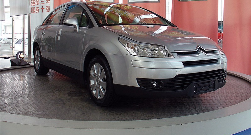 data-lemmaid="6309293">东风雪铁龙 /a>生产的一款车,于2009年09月09