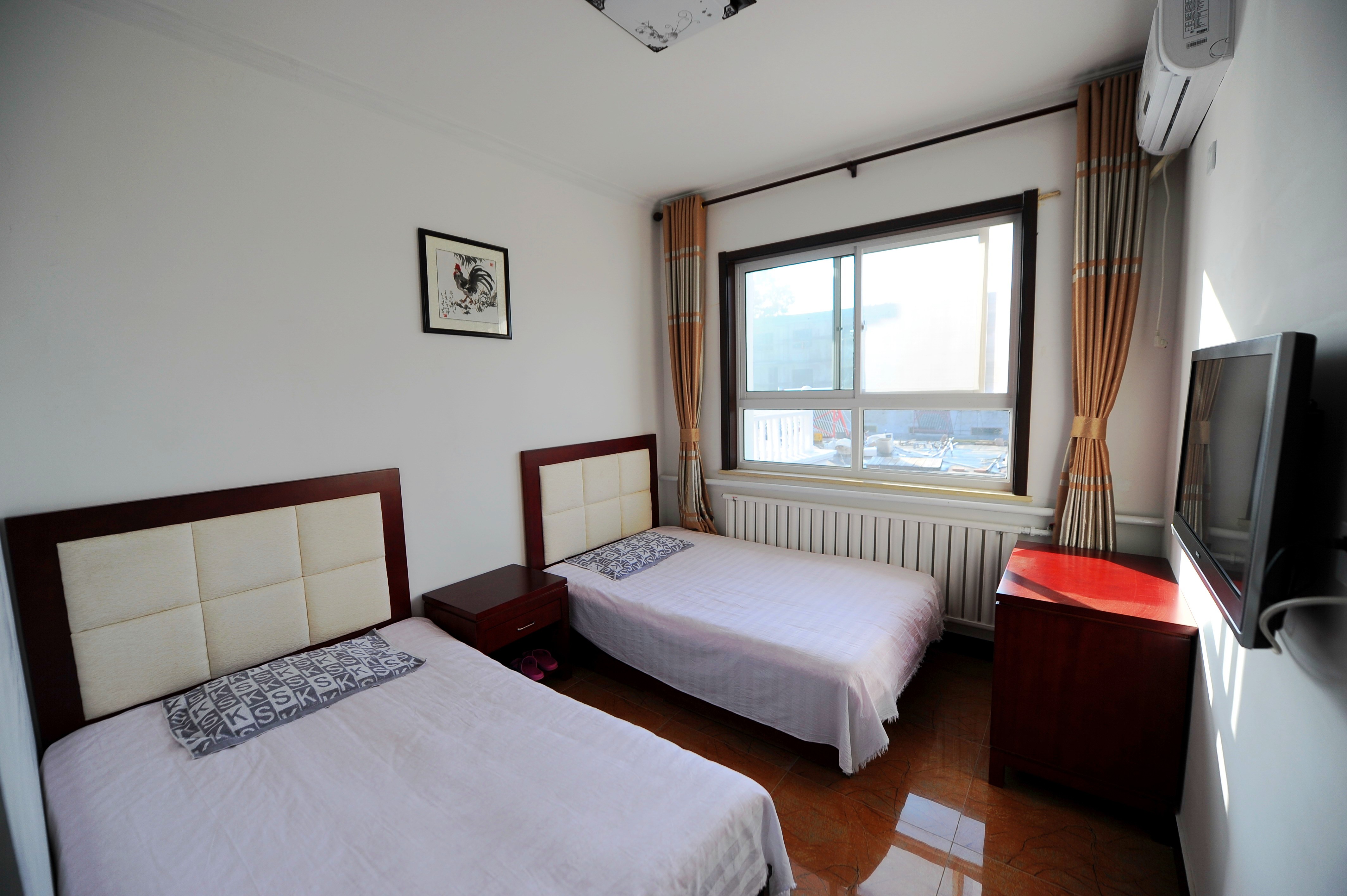  p>庆峡鸿福缘农家院位于龙庆峡景区古城村大牌楼,是集住宿,餐饮,娱乐