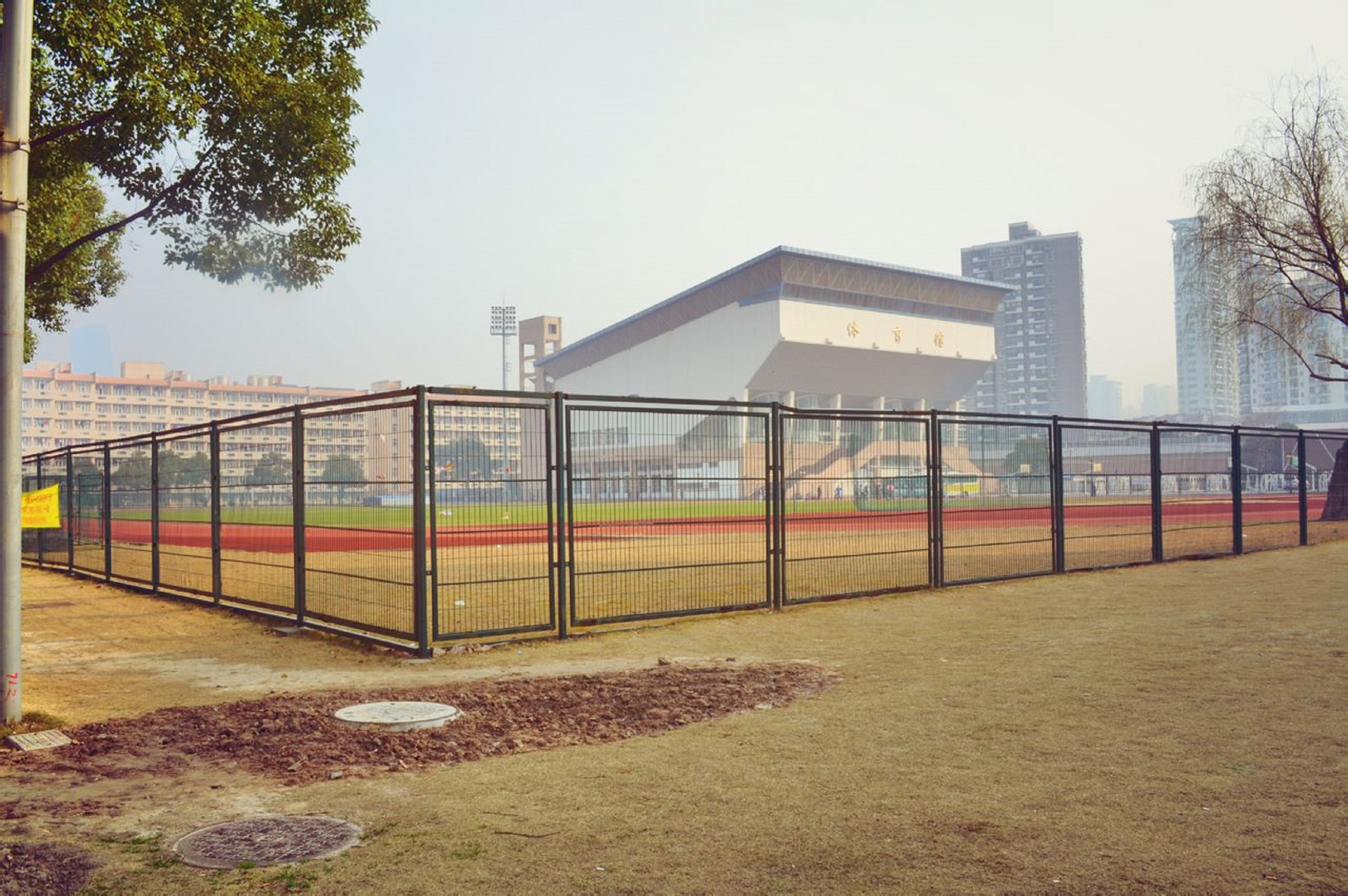 华东纺织工学院