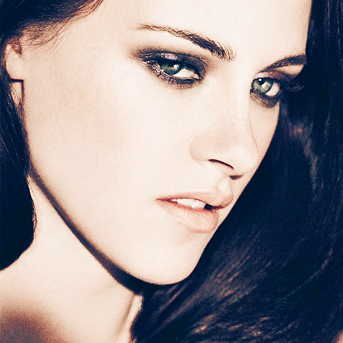  p>克里斯汀·斯图尔特,1990年4月9日出生于美国 a target="_blank"