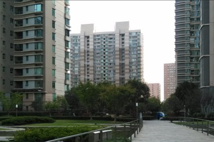 闸北区域板块:大宁板块项目位置:上海市闸北区平型关路1083弄方位:内