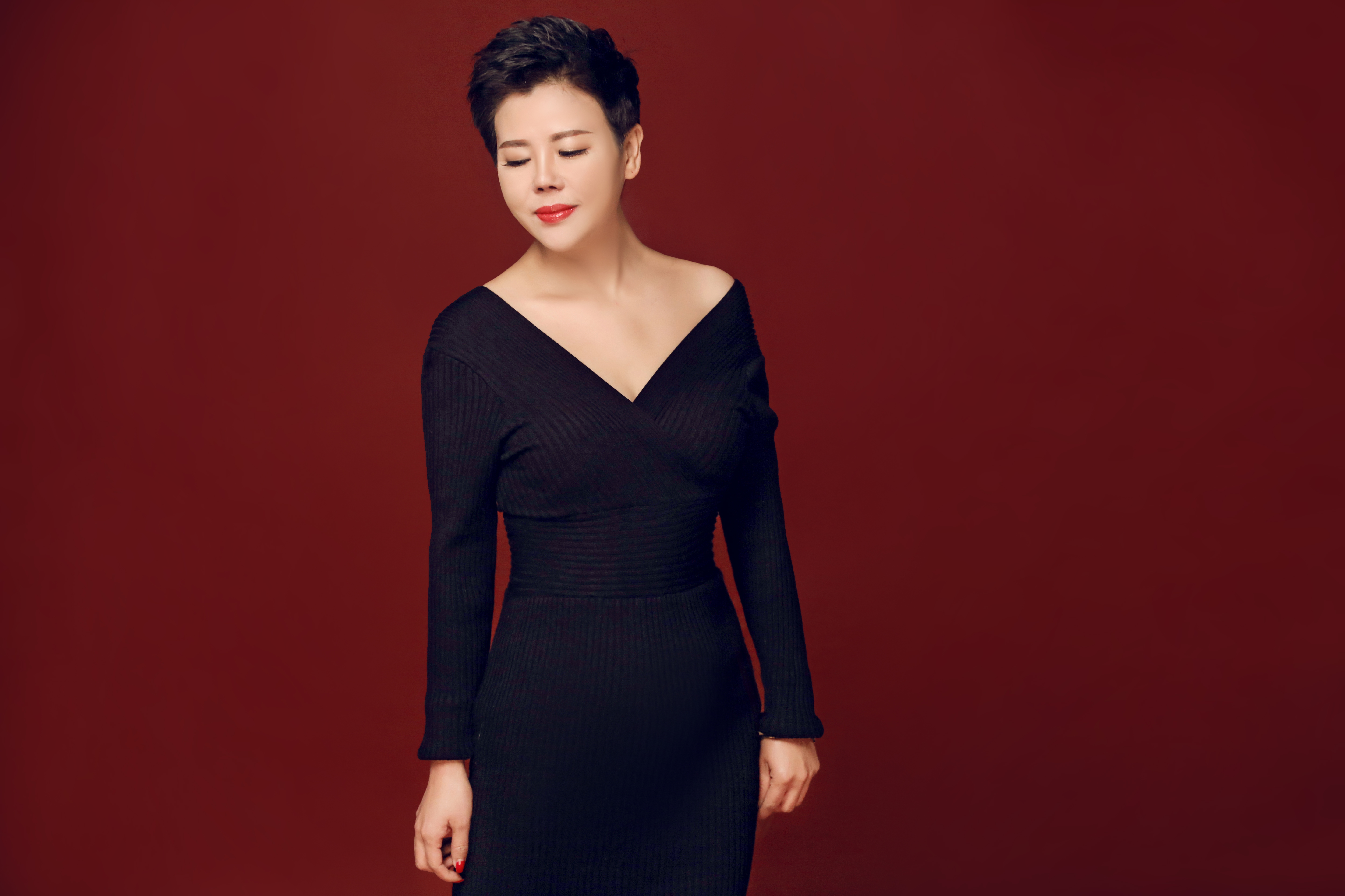 电视剧女主角(花喜鹊)的扮演者,饰演王宝器的老