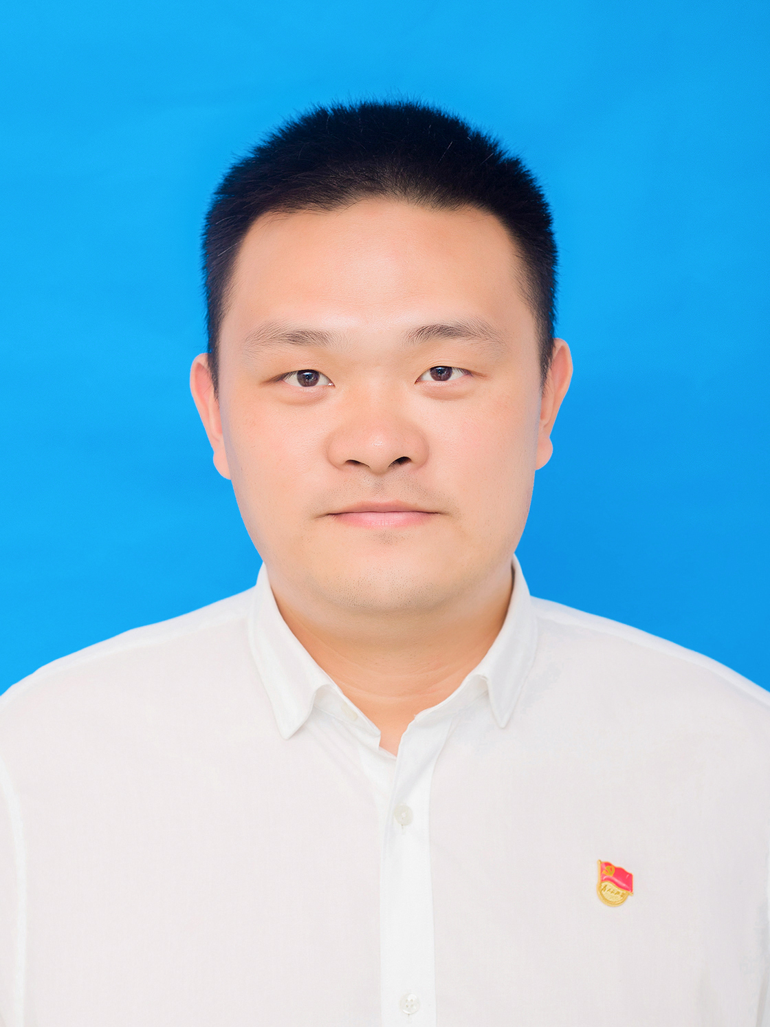  /p> p data-id="tccdot0phfrf">现任湖南省长沙市长沙县黄兴镇党委