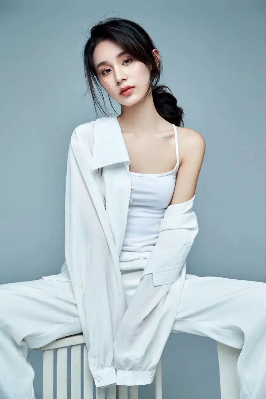  p>彭静娴,女,汉族,毕业于武汉大学表演系,演员.