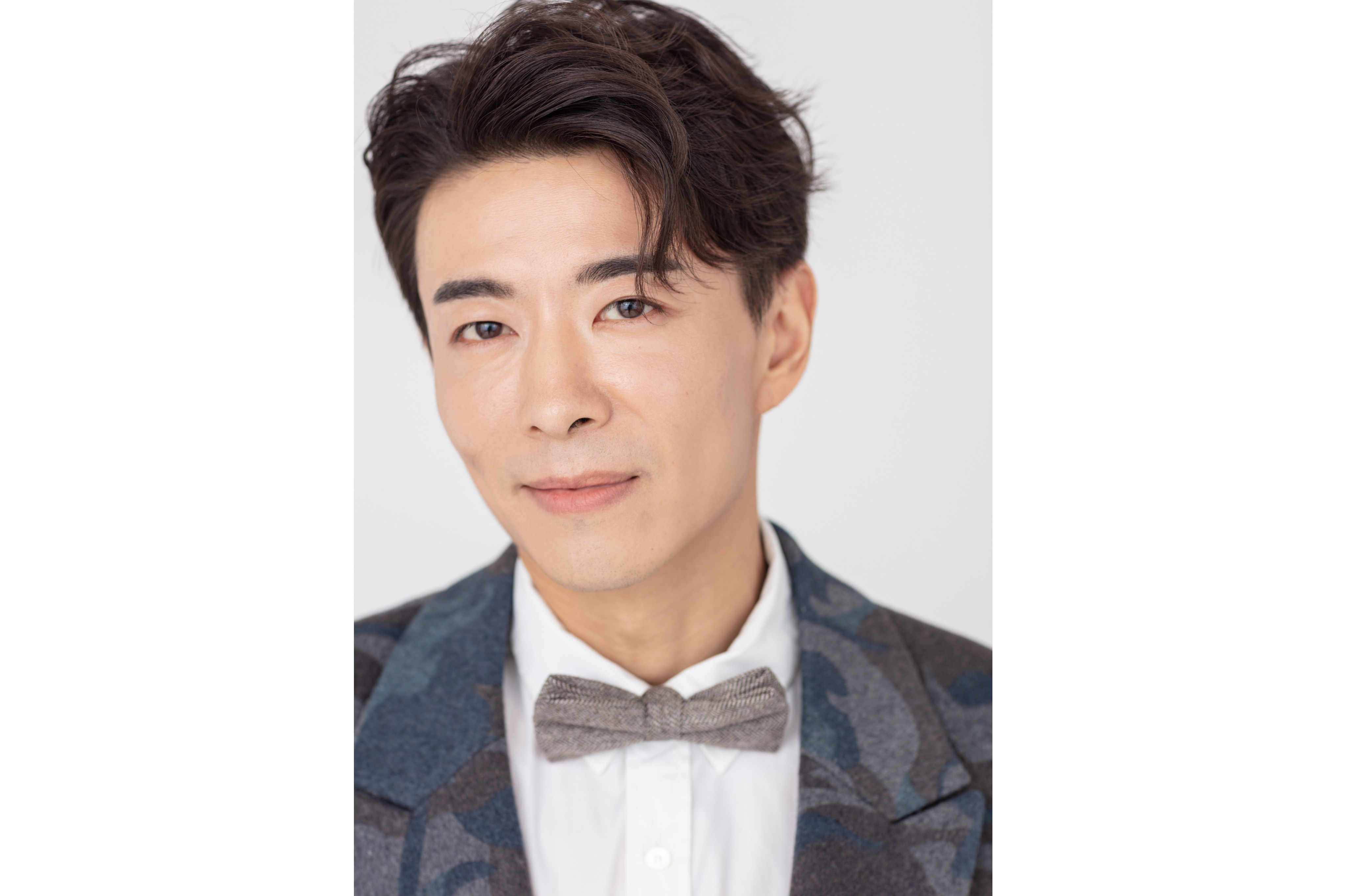 data-id="go0bana90w">李槐龙,4月5日出生于四川成都,中国内地男演员