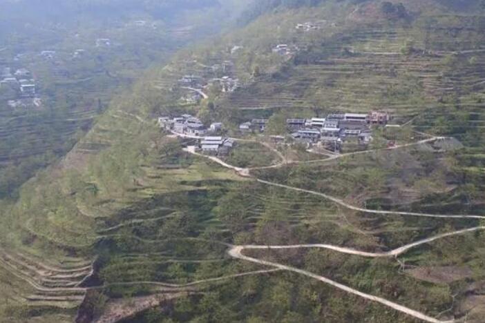 文龙镇,隶属于<a target="