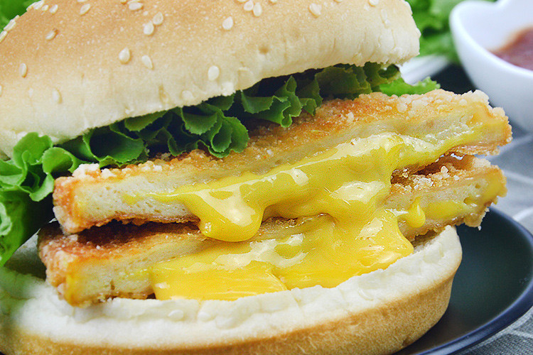 鸡扒芝士汉堡