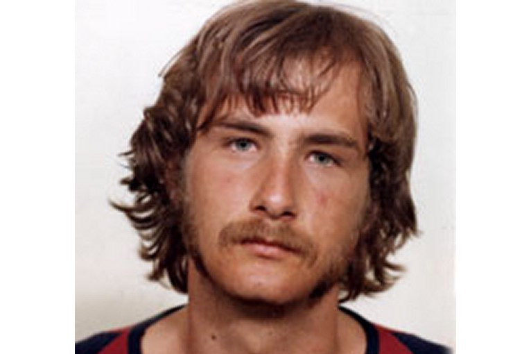  p data-id="gnbu10gu28">威廉·斯坦利·米利根(williamstanley