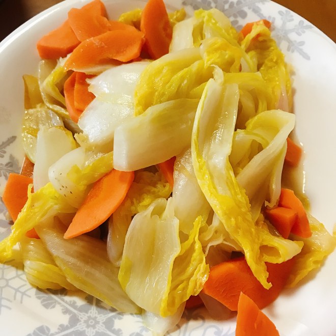 酸甜胡萝卜茸炒蘑菇娃娃菜