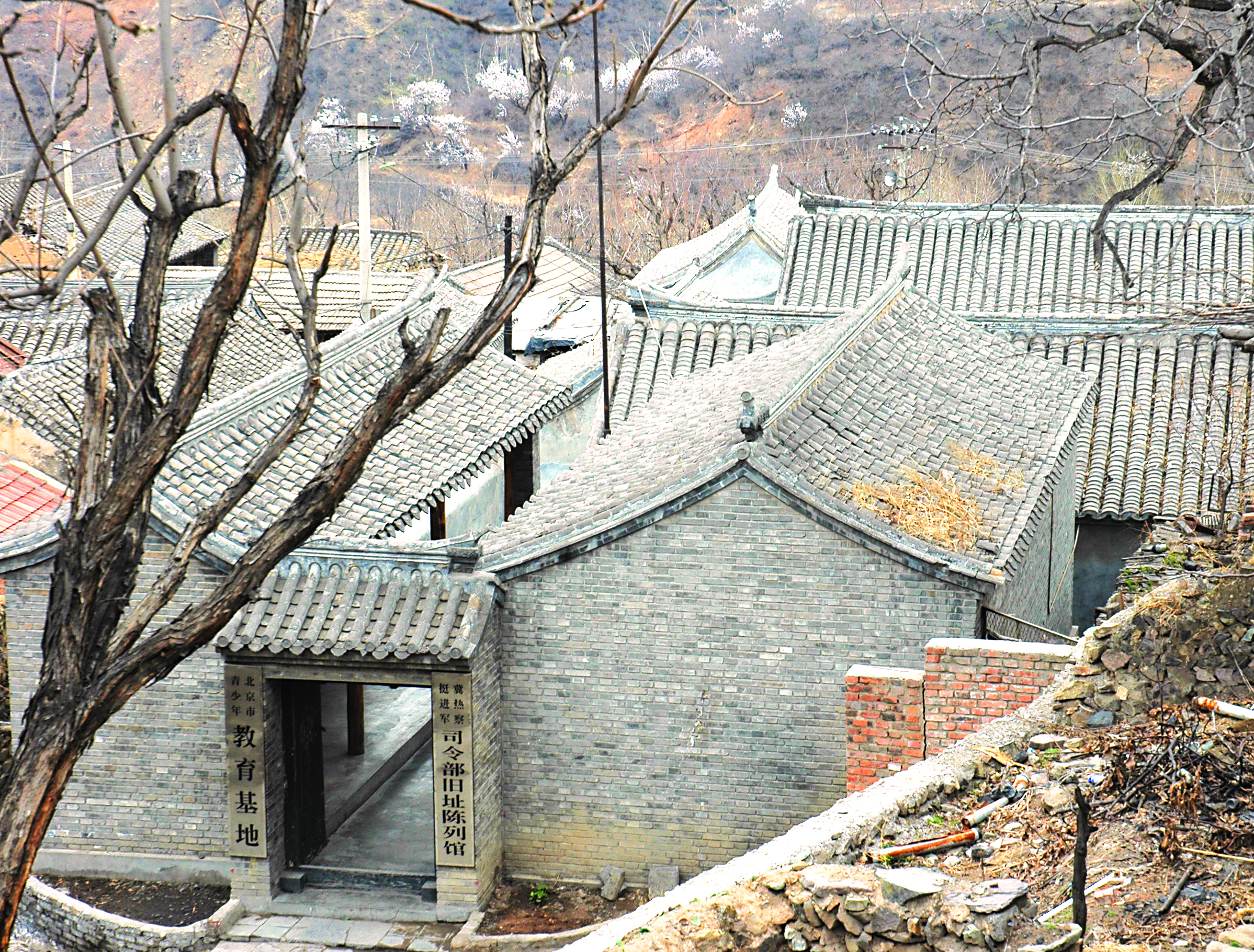  p>马栏村,又名"马兰村",因明代曾为圈放马匹之地而得名, a target="