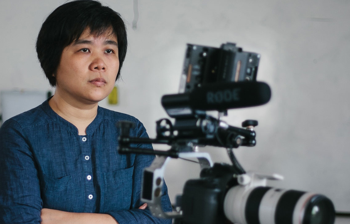  p>邓宝翠 i>(eva tang) /i>,1971年出生于新加坡,新加坡导演,编剧