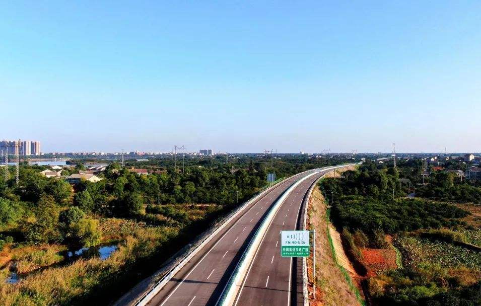 南县—益阳高速公路