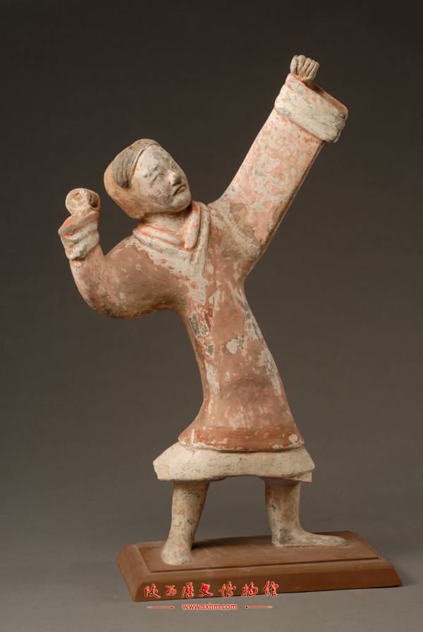 西汉彩绘射姿立俑