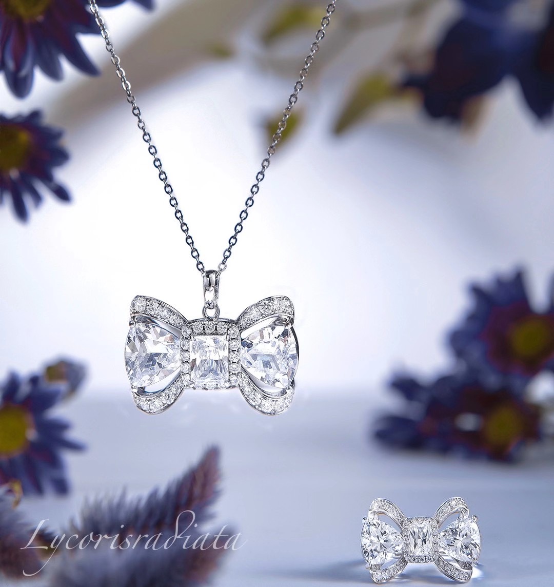 lycorisradiata(lr)彼岸花是源自于中国的中高端原创设计珠宝首饰品牌