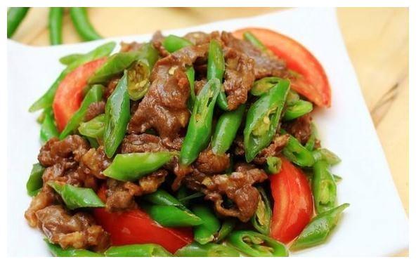  p>椒盐尖椒肉片是一道以猪肉,朝天椒为主料制作的菜品. /p>