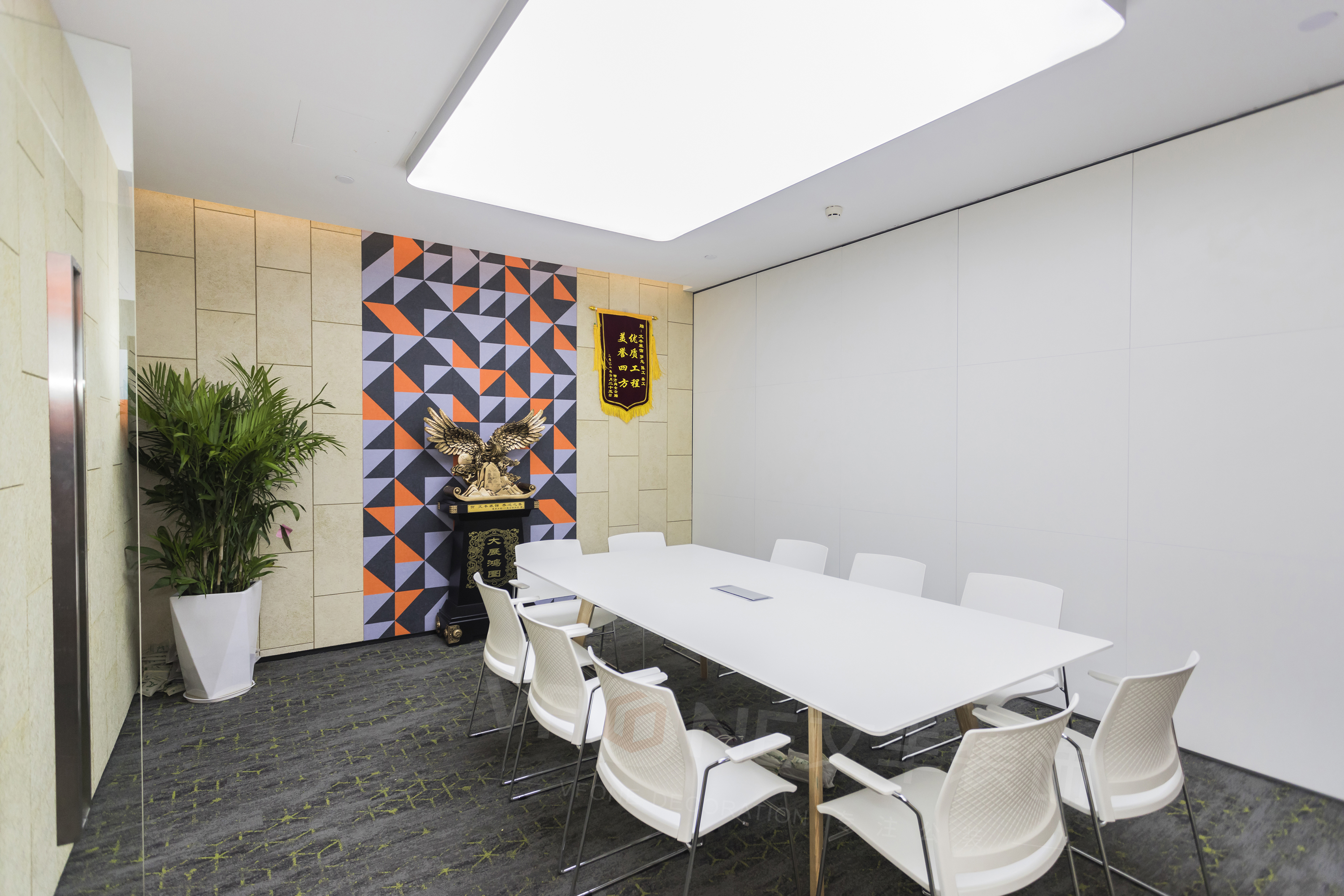  p>深圳市文丰装饰设计工程有限公司是一家集室内外装饰工程和施工于