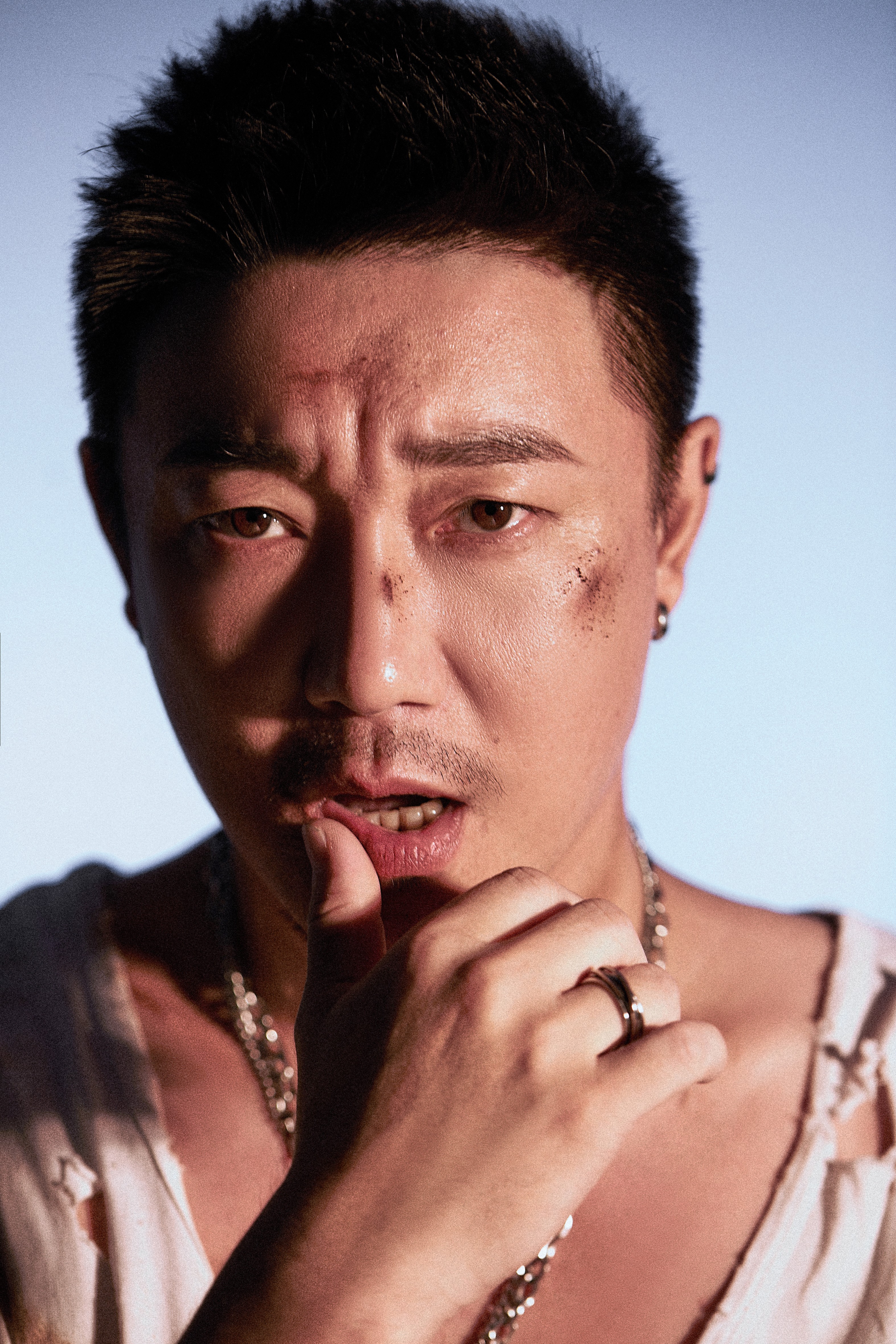 id="gnsus8xtth">李博,1977年2月4日出生于吉林省,中国内地影视男演员