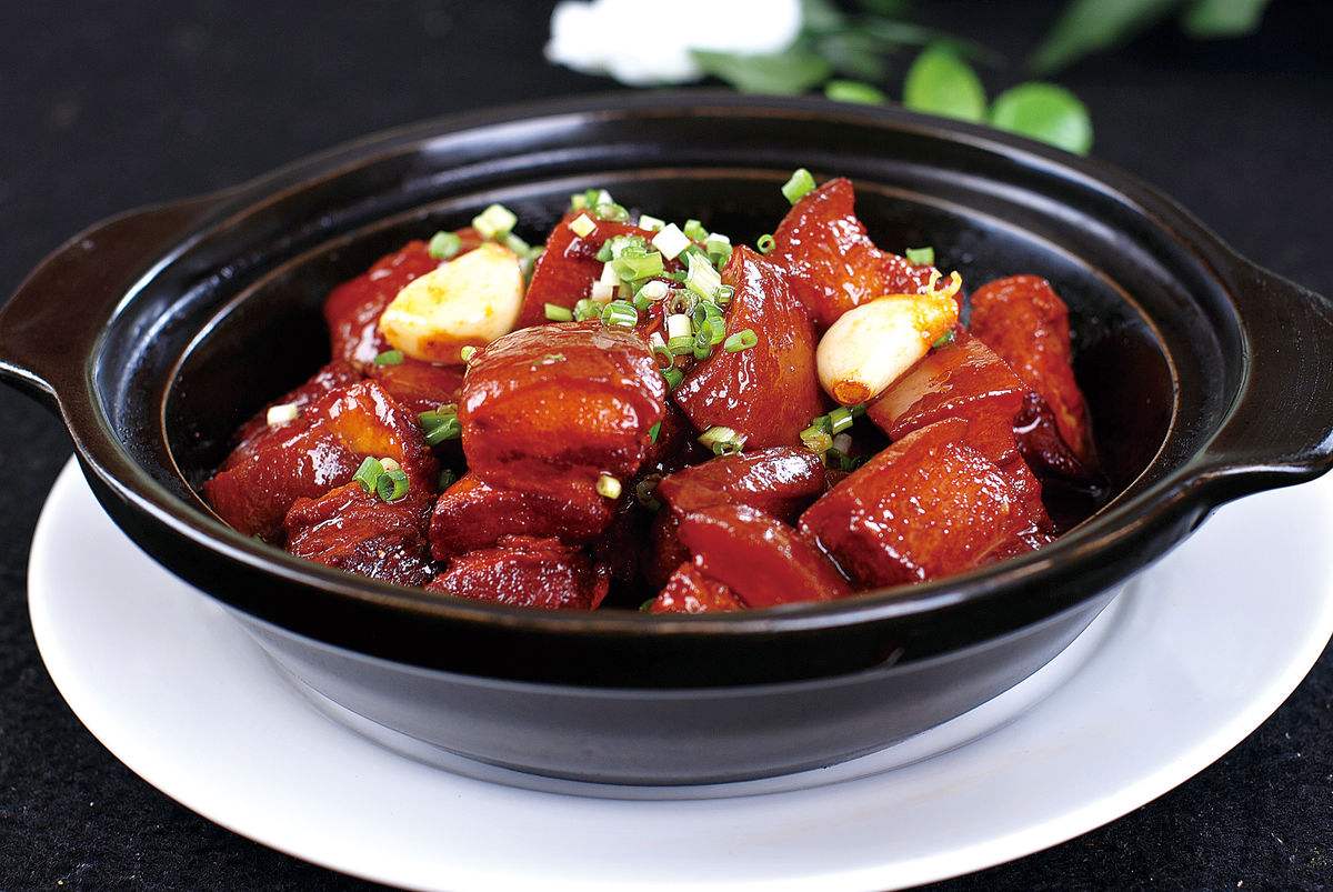 data-lemmaid="1877183">菜系 /a>都有自己特色的红烧肉