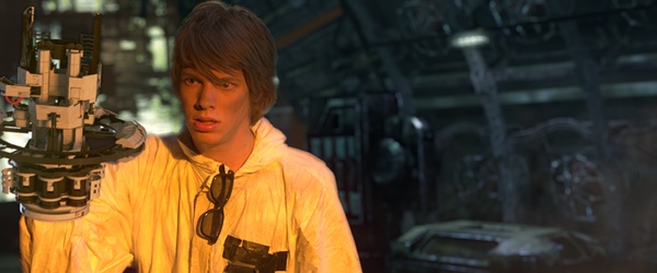  p>《钢铁之泪》是由ian hubert执导的科幻影片,derek de lint,sergio