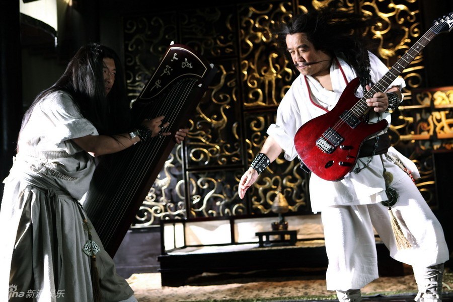  p>曾志伟,1953年4月14日出生于中国 a target="_blank" href="/item