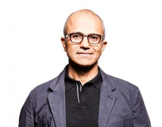  p>萨提亚·纳德拉 i>(satya nadella) /i>生于1967年的海德拉巴的