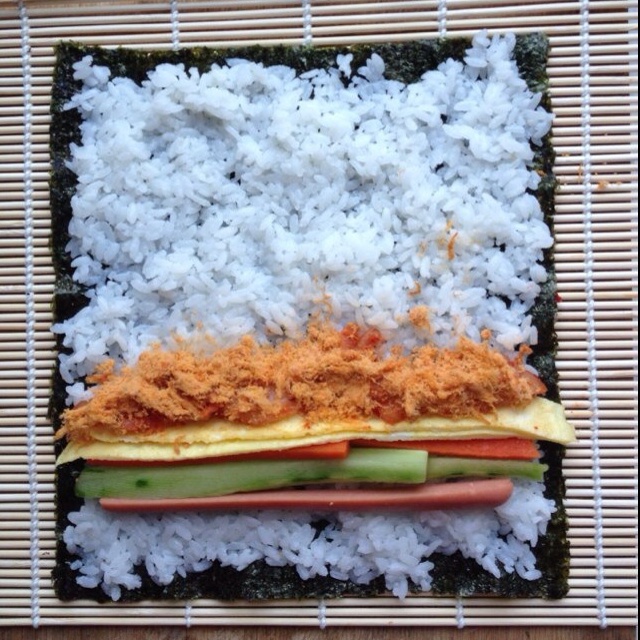 韩式辣白菜寿司