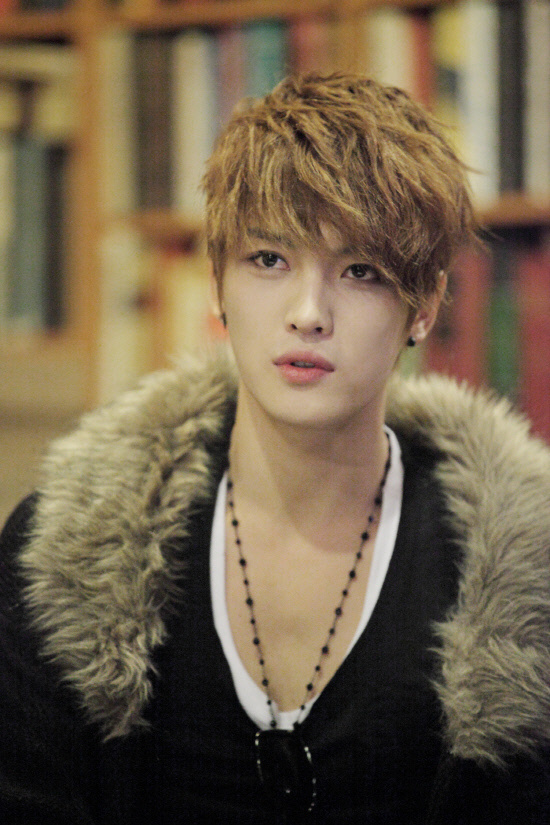  p>金在中(kim jae joong),原名"韩在俊".