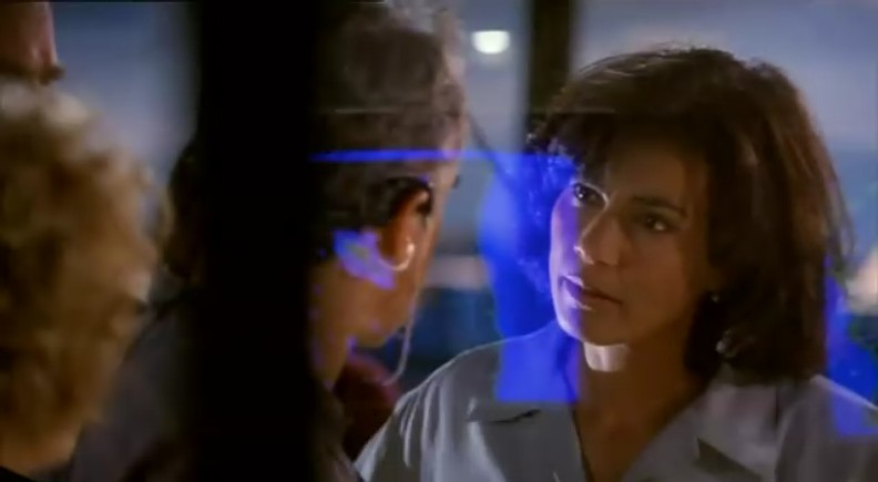  p>《插翼难飞》是1997年上映的一部美国惊悚电影.