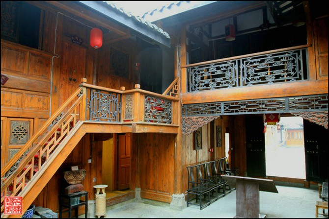  p>杜家客栈又称杜家大院,位于四川 a href="#" data-lemmaid="