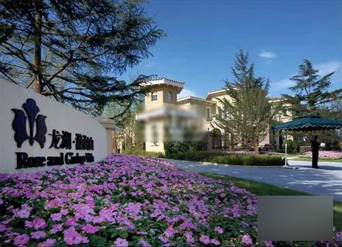 "gnb1kvzpab">龙湖滟澜山,是上海恒睿房地产有限公司开发的小面积别墅