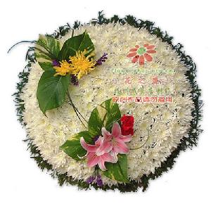  p>用鲜花或者 a href="#" data-lemmaid="12399">纸花 /a>等扎成的