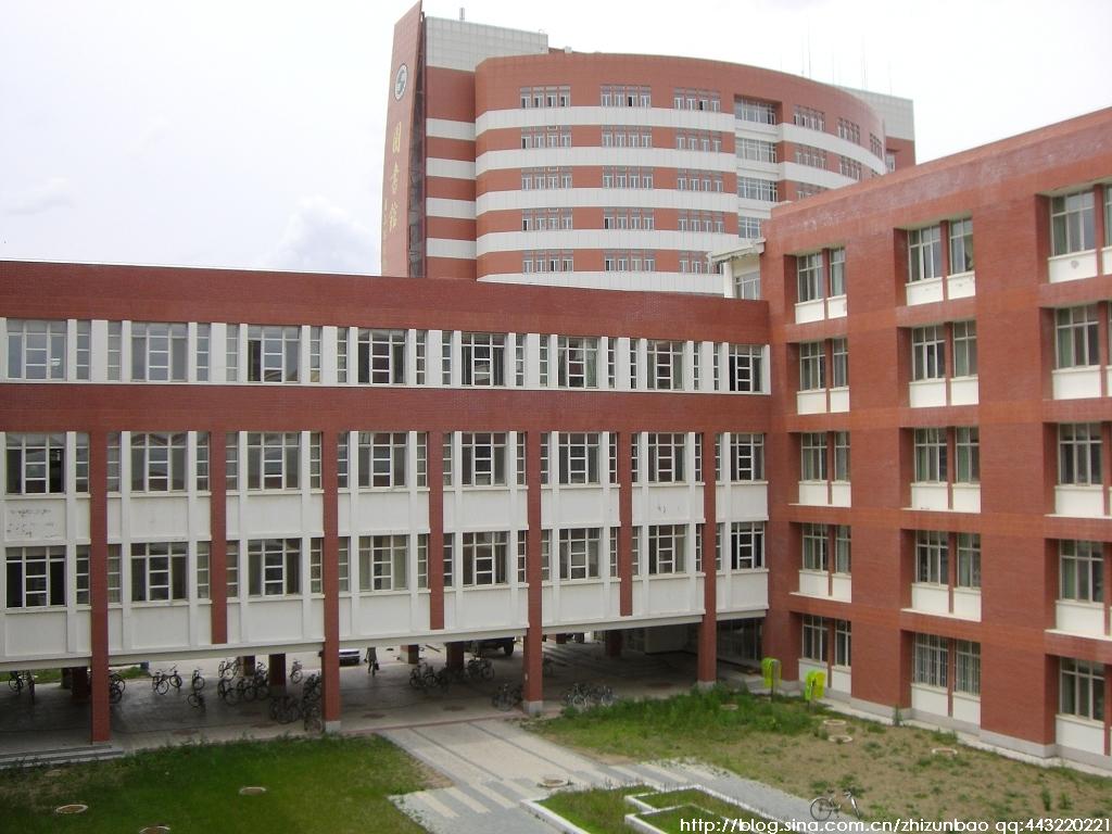 大庆石油学院发展而来的东北石油大学1978年2月被<a