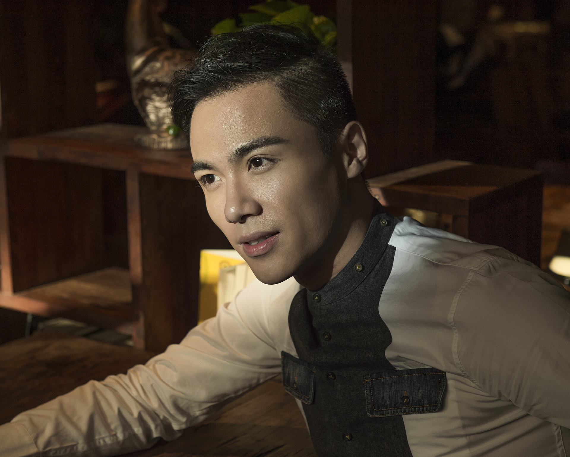 id="gnfy2f7een">刘岳,1985年9月25日出生于山东青岛,中国内地男演 