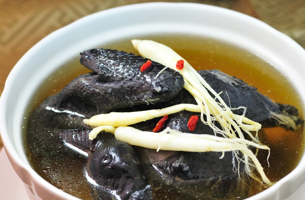 鲜人参炖白果乌鸡