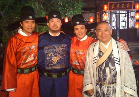 the love of three smile scholar and the beauty