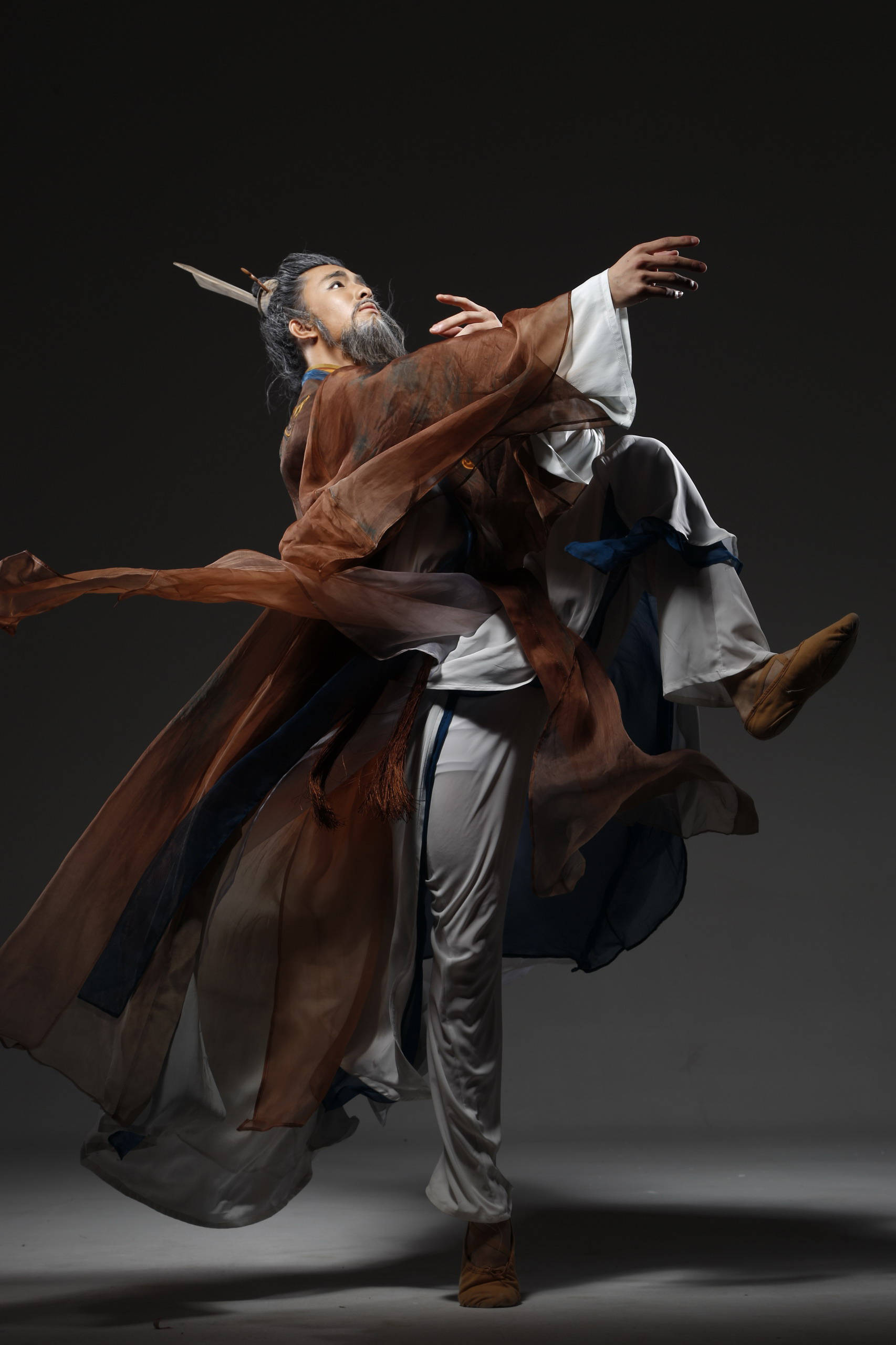 id="gnzogi1hf9">胡阳,1991年出生于湖北省武汉市,中国内地舞蹈演员