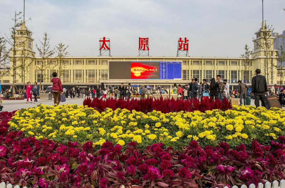 太原火车站站前广场