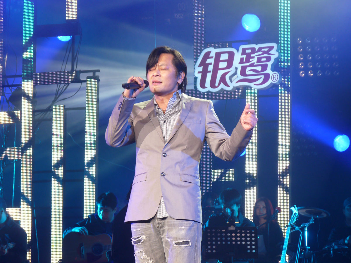 歌声传奇