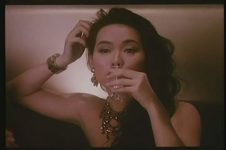 叶童在自己的第一部影片《 a target="_blank" href="/item/烈火青春