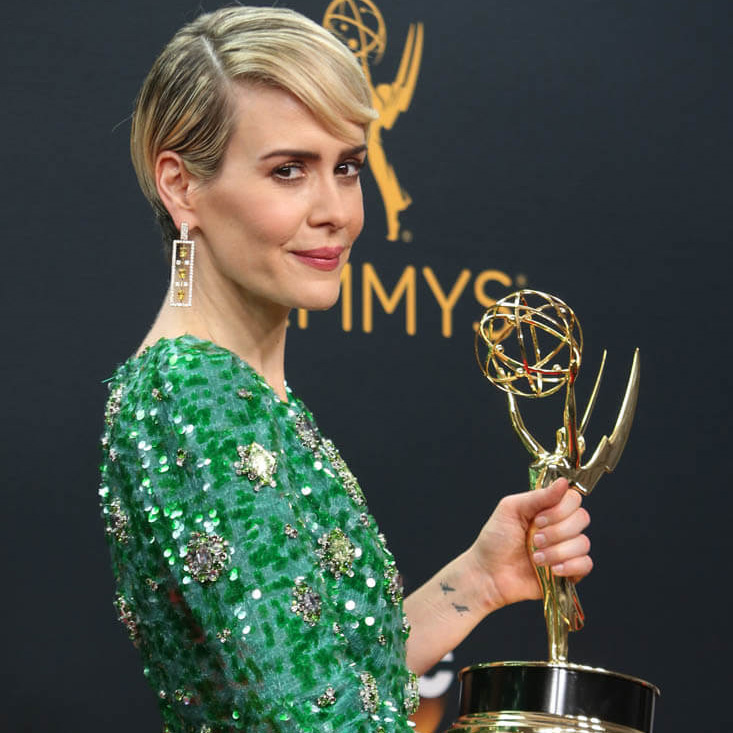  p>莎拉·保罗森(sarah paulson),1974年12月17日出生于美国佛罗里达