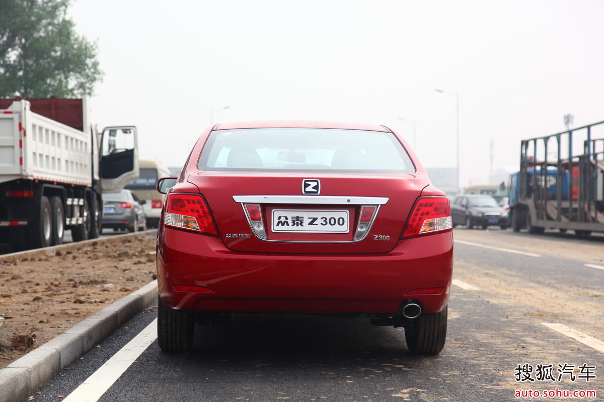  p>众泰z300是众泰汽车旗下的紧凑型车. /p>