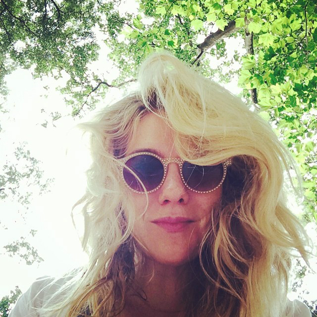  p>莉莉·拉贝(lily rabe),1982年6月29日出生于美国纽约,美国女演员.