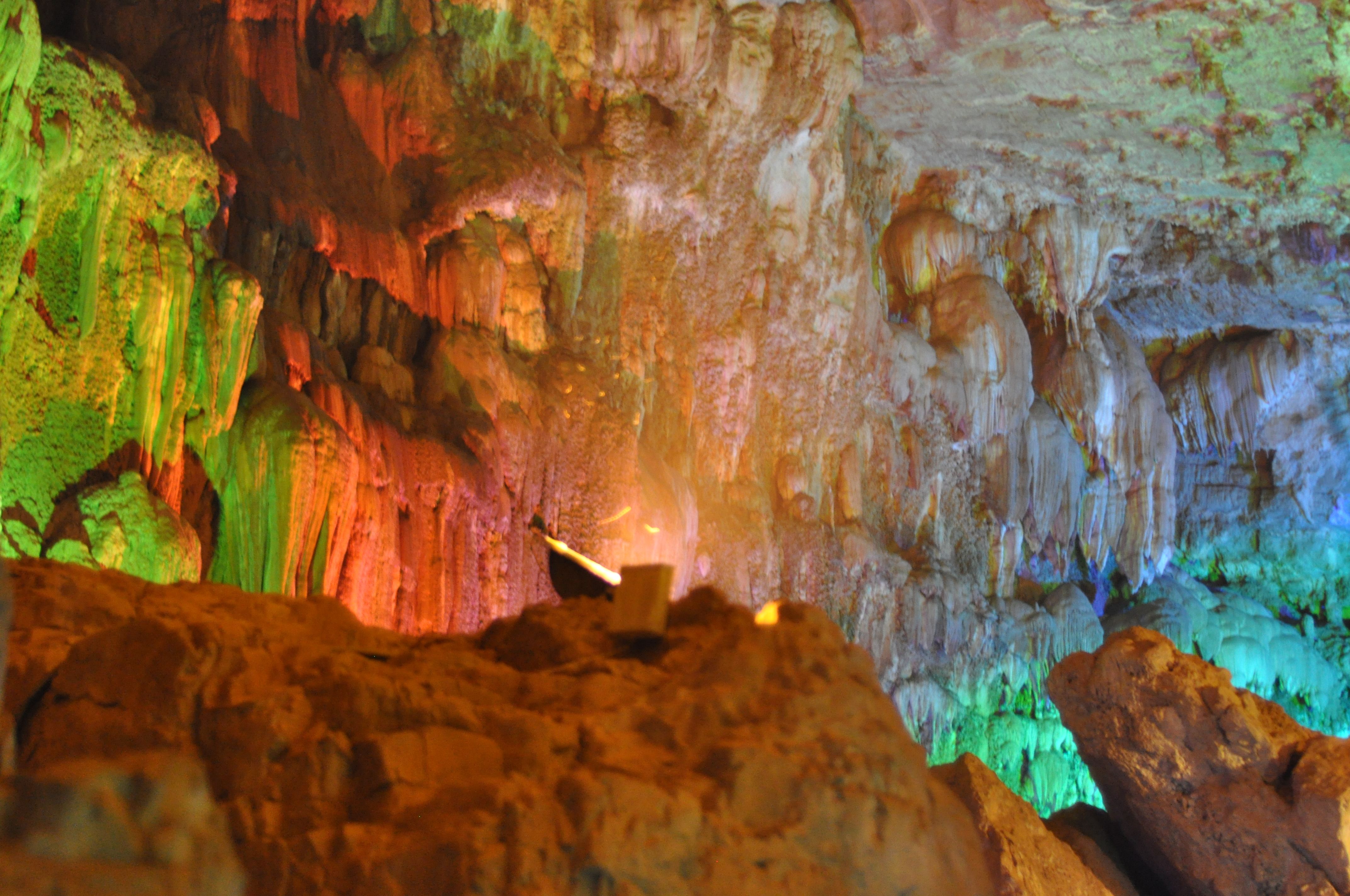 宜良九乡风景区