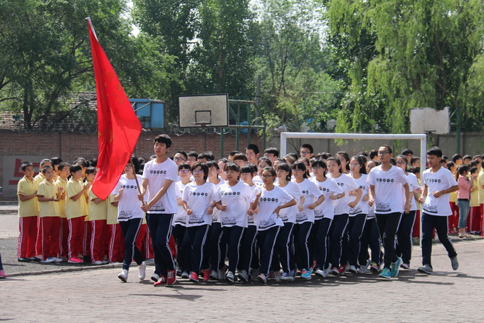 张家口东方中学