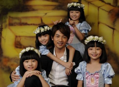 ">王才涛 /a>执导, a target="_blank" href="/item/苏有朋/294596"