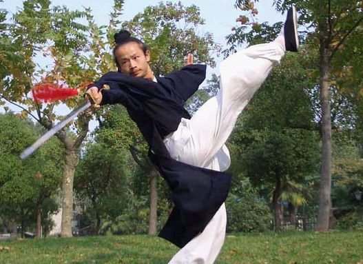  p>武当三丰太极剑与 a target="_blank" href="/item/太极拳/84009"